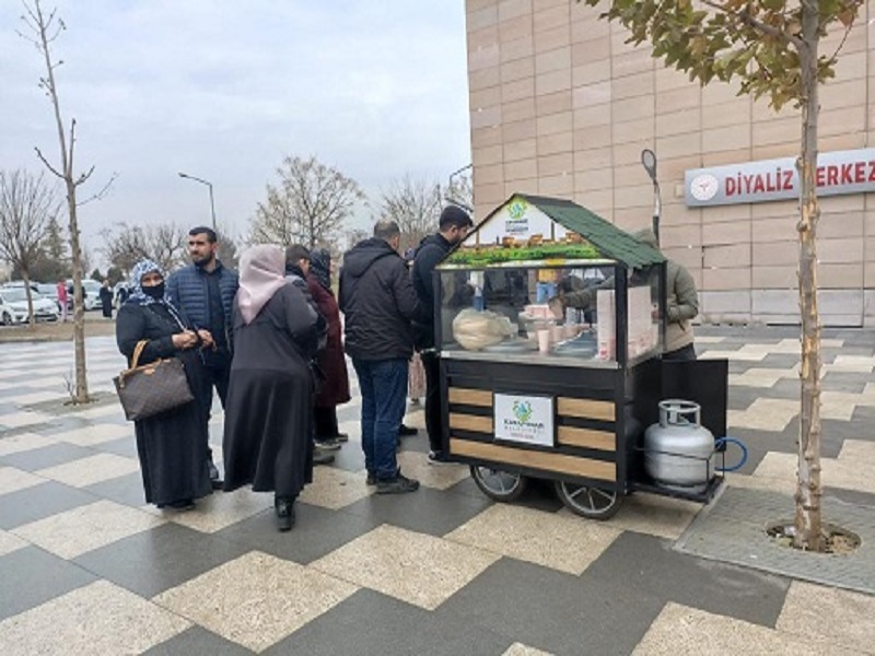 Kayapınar Belediyesi Deprem Bölgelerinde Yaraları Sarıyor!